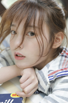 王亮李美诗